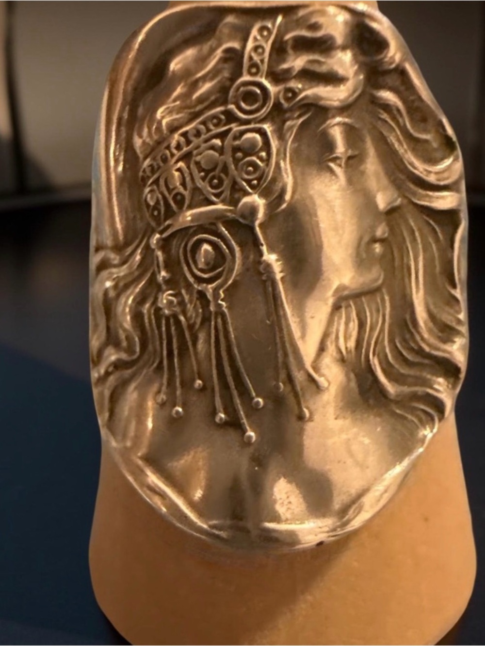 Art Nouveau Ring - Picture 2 of 2